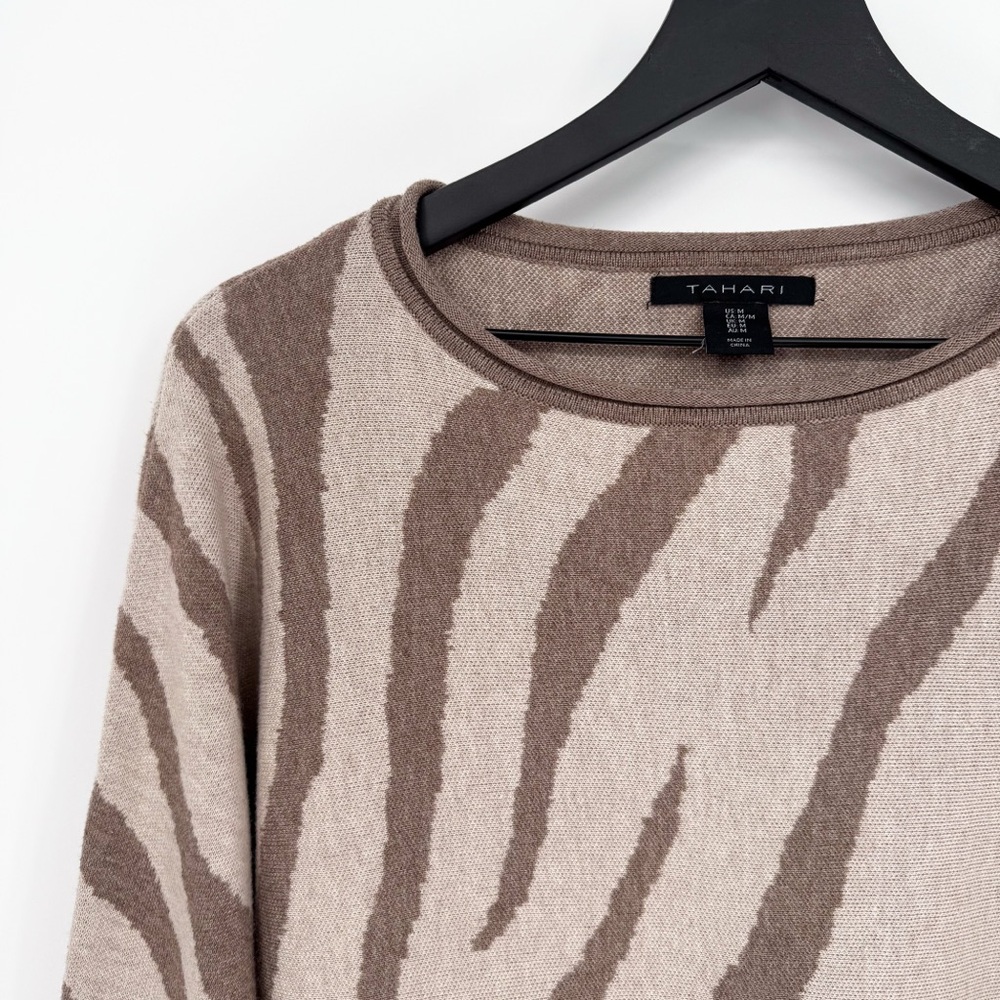 Tahari Neutral Zebra Print Wool Blend Pullover Sweater Medium - Picture 2 of 7